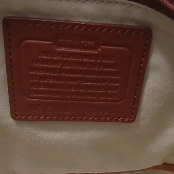 ⚡️FLASH SALE⚡️Classic Coach Tote Bag - Picture 2 of 6